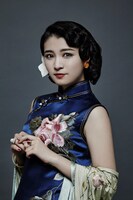李香蘭を演じる高嶋菜七。