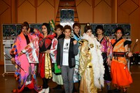 サムライ・ロック・オーケストラ「アメージング八犬伝」の出演者。(c)サムライ・ロック・オーケストラ