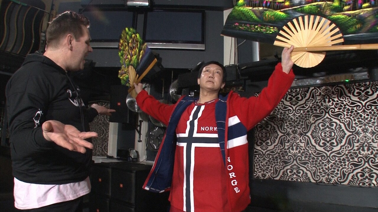 河合雪之丞、ノルウェーの間違った女形パフォーマーに弟子入り