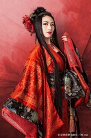 秋夢乃演じる胡媚娘（フーメーニャン）。