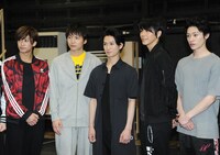 左から赤澤燈、宮崎秋人、松田凌、廣瀬智紀、安西慎太郎。