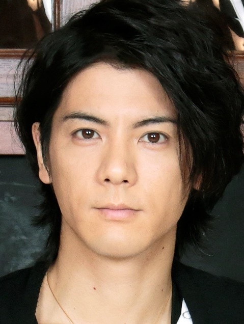 島左近役の中村誠治郎。