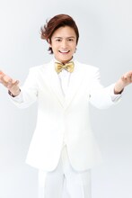 鈴木勤演じる御曹司。