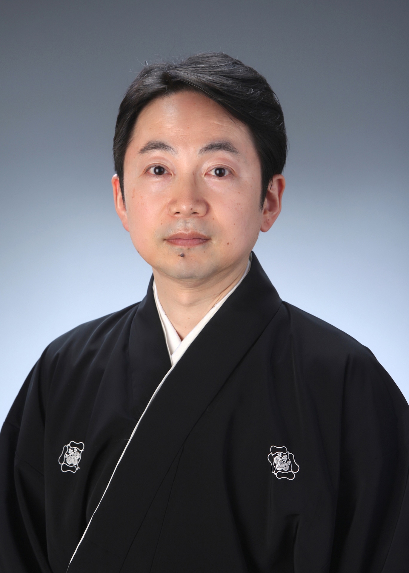 桐竹紋臣