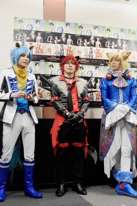 左からチタン役の糸川耀士郎、クロウ役の米原幸佑、シュウ☆ゾー役の鎌苅健太。