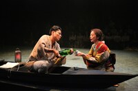 文学座5月アトリエの会「青べか物語」より。