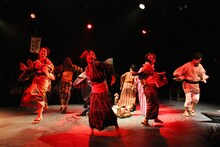 文学座5月アトリエの会「青べか物語」より。