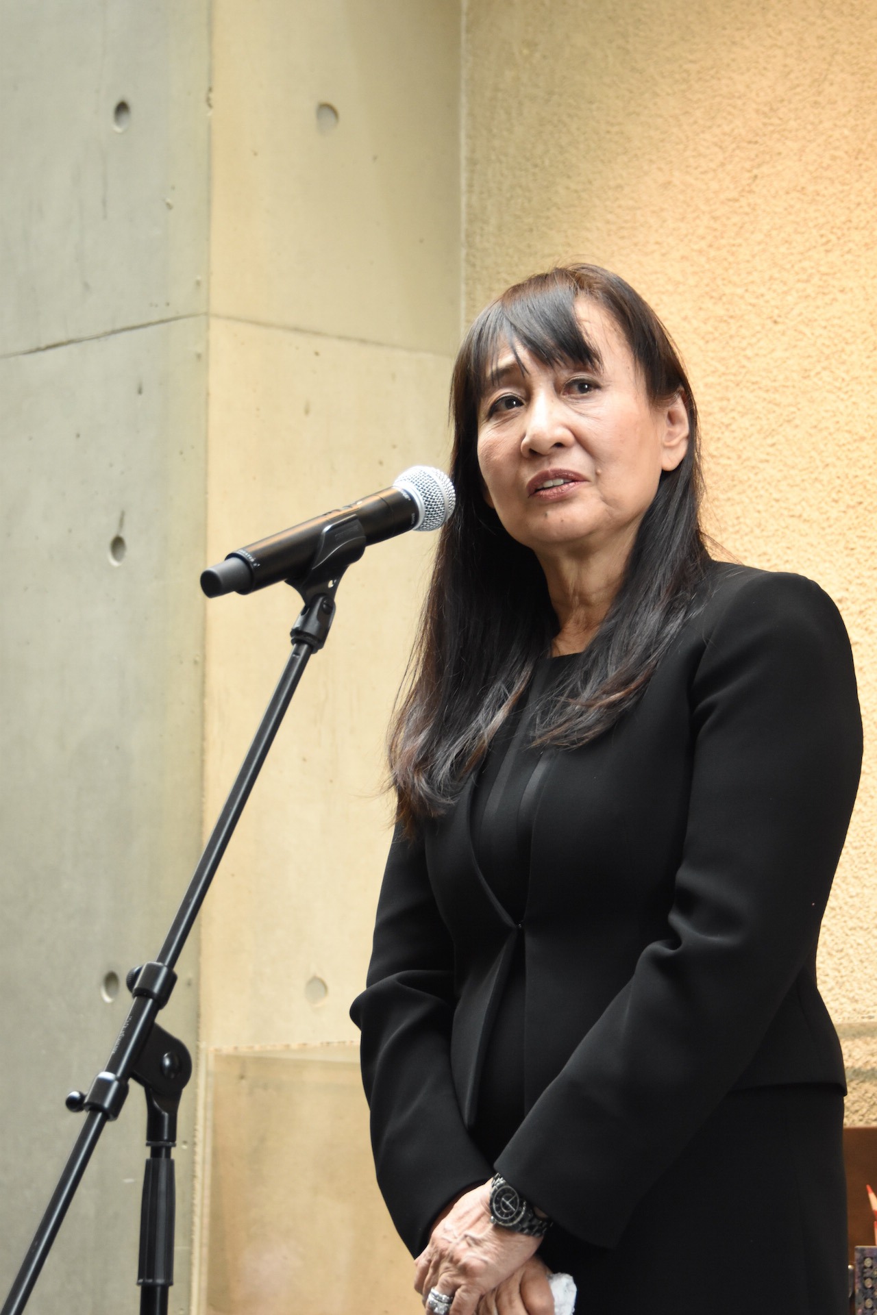 蜷川宏子