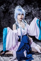 礒部花凜演じる伊佐那海。