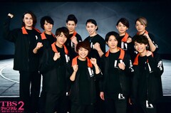 須賀健太や木村達成らキャストが「ハイキュー!!」展を巡る、初のロケ番