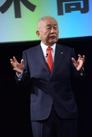 「赤毛のアン」制作記者発表会より。鈴木喬会長。