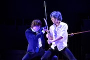 舞台「警視庁抜刀課 vol.1」公開ゲネプロの様子。