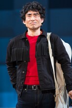 なだぎ武演じる事代作吾。