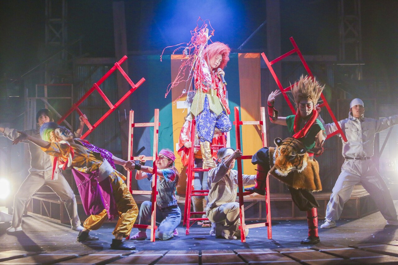 劇団鹿殺し“電車2部作”が出発、菜月チョビ「存在の強度を示す大挑戦」