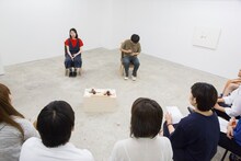 新聞家「帰る」より。（写真：松尾宇人）