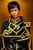 小野健斗演じる百地海臣。