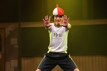 「厨病激発ボーイ」ゲネプロより、大平峻也演じる野田大和。