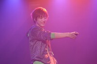 「厨病激発ボーイ」ゲネプロより、野尻大介演じる九十九零。