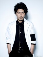 大塚公祐演じるDr.THREE。