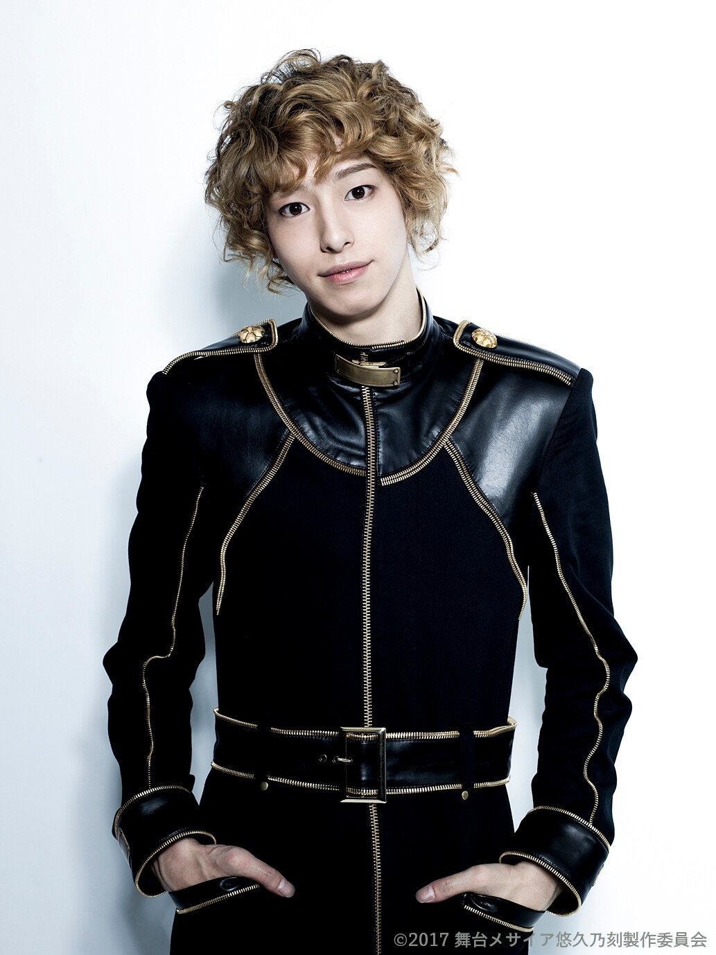舞台 メサイア-悠久乃刻-〈2枚組〉パンフレット　フォトブック　写真　セット 81xZfDlflsL._UF350,350_QL50_.jpg