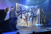 「オーバーリング・ギフト」公開ゲネプロより。