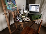 「Are you wearing the clothes?」チラシ制作風景。