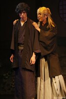 「夢舞台 艶が～る 初宴」より。（撮影：植田鉄平、菅原愛・リジュエ）