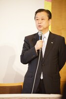 ミュージカル「にんじん」製作発表記者会見より。松竹・安孫子正副社長