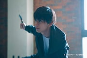 西条みつとし脚本、関和亮監督「裸で誘拐された男」より、吉沢亮。