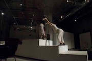 「すがれる」2012年横浜公演より。(撮影:塚田史子)