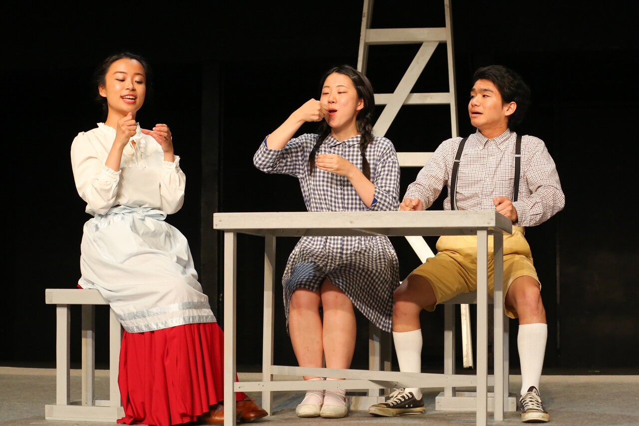 文学座研究生が巧みに描き出す生と死、ソーントン・ワイルダー「わが町