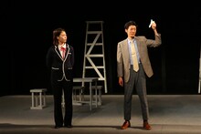 文学座附属演劇研究所本科第57期発表会「わが町」夜間部のゲネプロより。（撮影：宮川舞子）