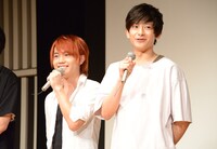 左から深澤大河、橋本祥平。