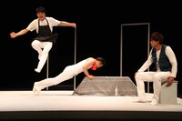 「他重人格 WHO AM I ?」ゲネプロより。左から山崎彬、野崎数馬、貴瀬雄二。