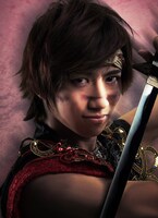 納谷健演じる恵比三（虹バージョン）。