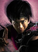 田中亨演じる達磨。