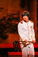 ミュージカル「ヘタリア～in the new world～」ゲネプロより、植田圭輔演じる日本。