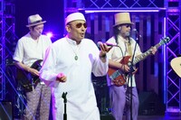 NHK BSプレミアム「The Covers」より。（写真提供：NHK）