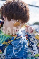 小澤廉ファースト写真集「Ren」より、楽天ブックス限定ポストカード。