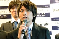 サーニン役（BUSチーム）の澤井俊輝。