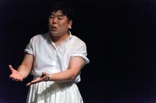 鳥公園「『すがれる』2012／2017」東京公演より。（撮影：塚田史子）