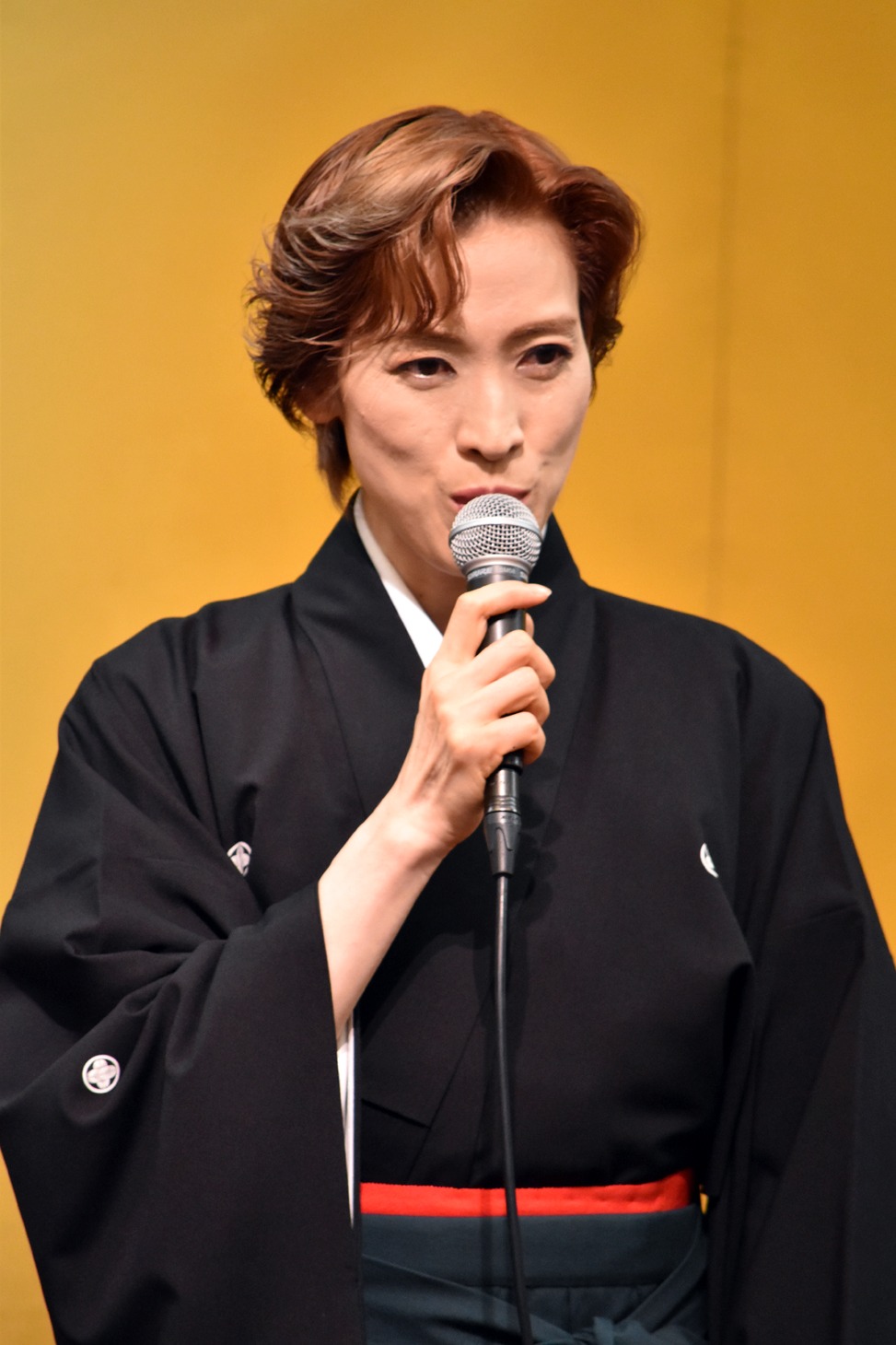 高世麻央