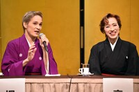 左から桐生麻耶、高世麻央。