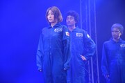 舞台「人狼TLPT × 宇宙兄弟 Rebellion of the Fullmoon」ゲネプロの様子。