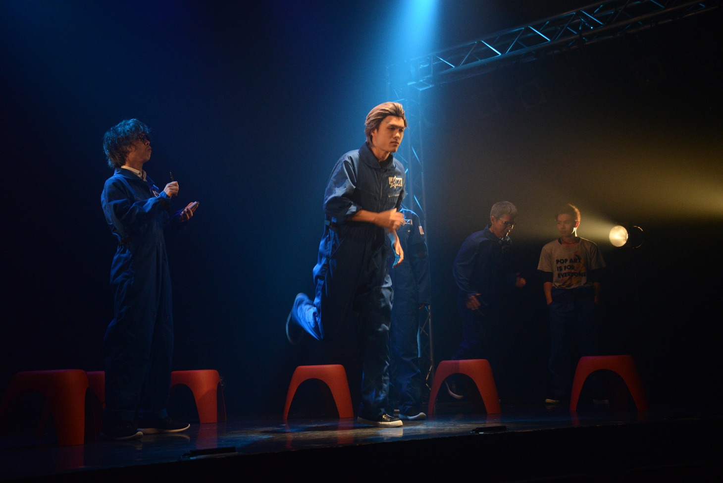 舞台「人狼TLPT × 宇宙兄弟 Rebellion of the Fullmoon」ゲネプロの様子。