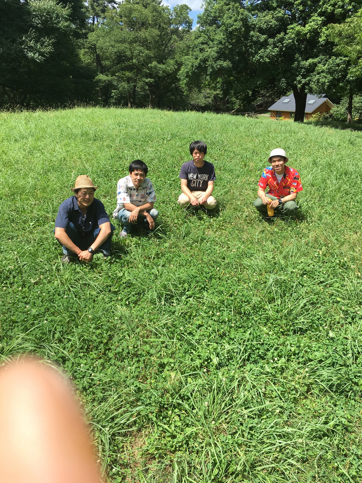 師岡広明「僕の犬返して」、出演者の岩瀬亮＆金子岳憲「伝説を作ろうぜ」