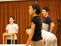 KAAT Dance Series 2017 Nibroll結成20周年 KAAT×Nibroll「イマジネーション・レコード」稽古の様子。