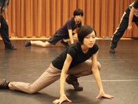 KAAT Dance Series 2017 Nibroll結成20周年 KAAT×Nibroll「イマジネーション・レコード」稽古の様子。