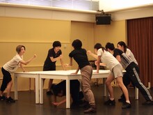 KAAT×Nibroll「イマジネーション・レコード」稽古の様子。