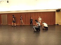 KAAT×Nibroll「イマジネーション・レコード」稽古の様子。